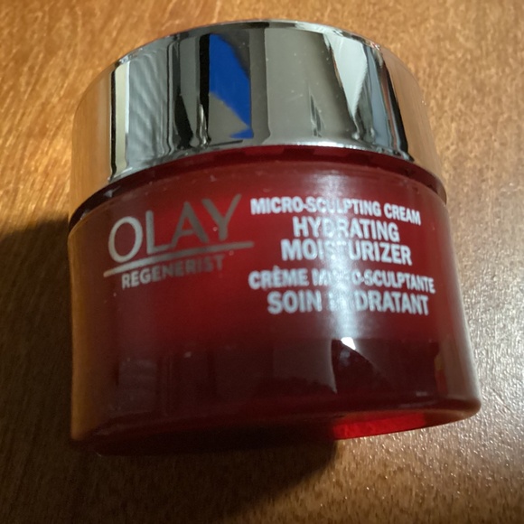 Olay Regenerist Trial Size Micro-Sculpting Cream Hydrating Moisturizer - Picture 7 of 8